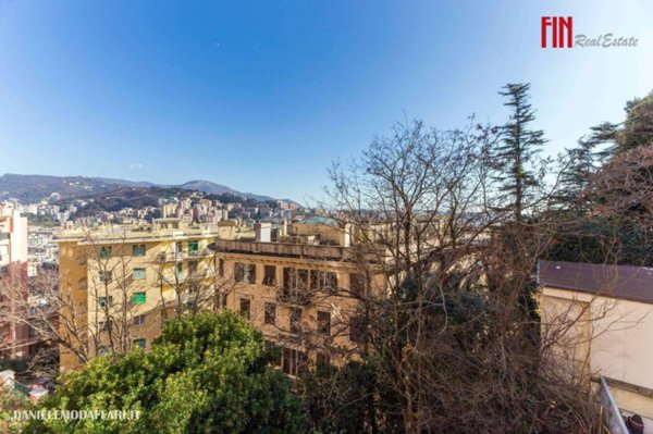 appartamento in vendita a Genova in zona Marassi