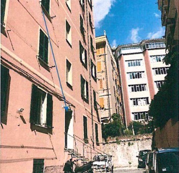 locale di sgombero in vendita a Genova