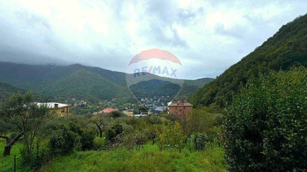 casa indipendente in vendita a Genova in zona Bavari