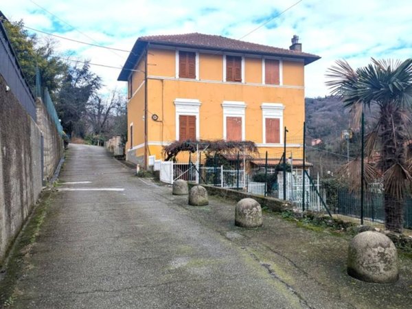 appartamento in vendita a Genova in zona Pontedecimo