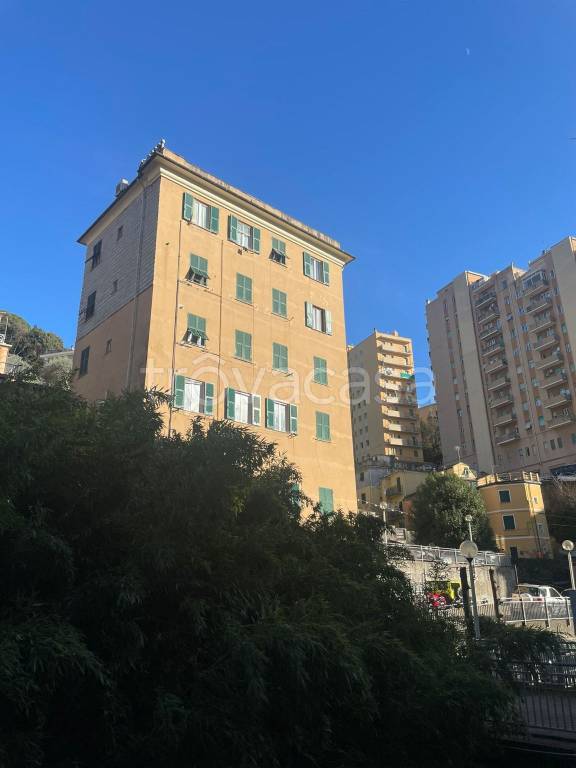 appartamento in vendita a Genova in zona San Martino
