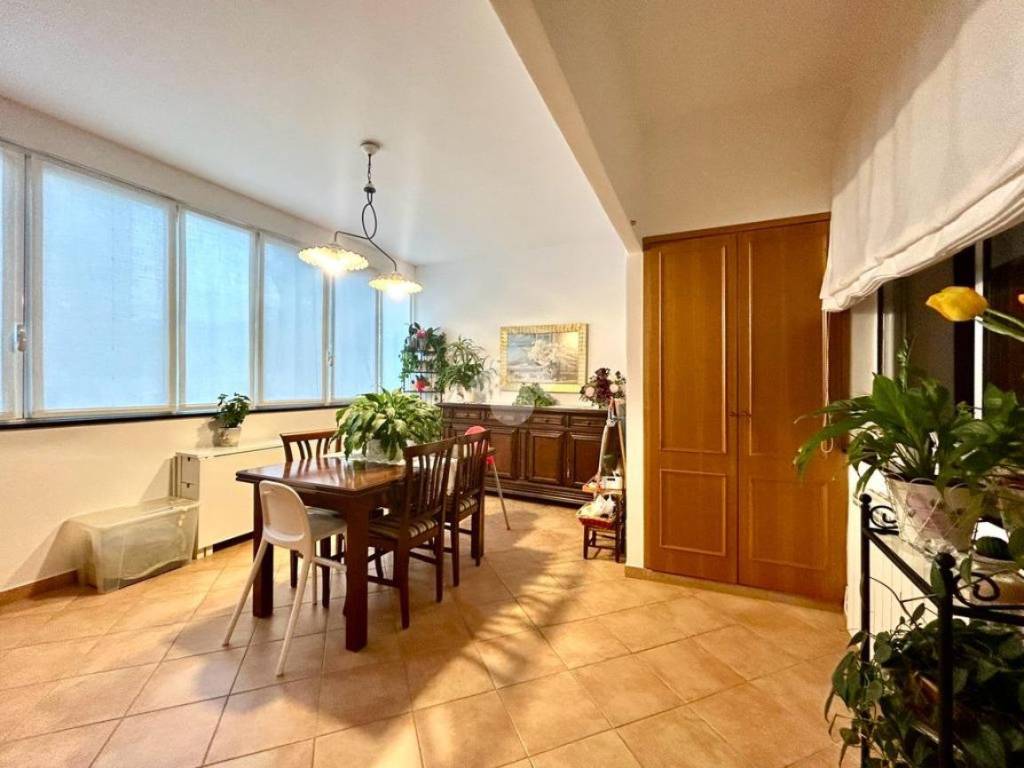 appartamento in vendita a Genova in zona Cornigliano