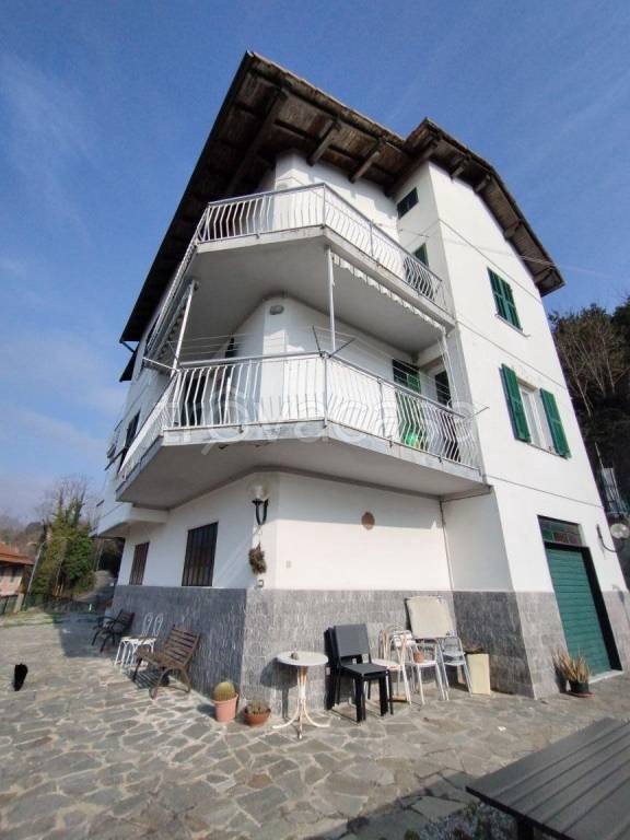 appartamento in vendita a Genova in zona Bolzaneto