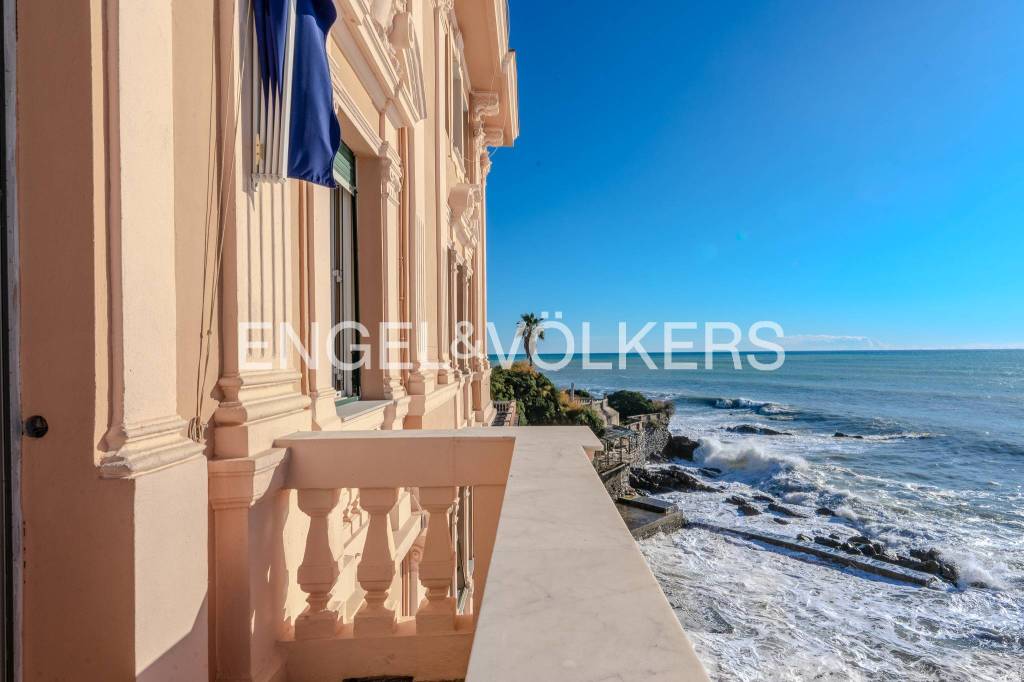 appartamento in vendita a Genova in zona Albaro