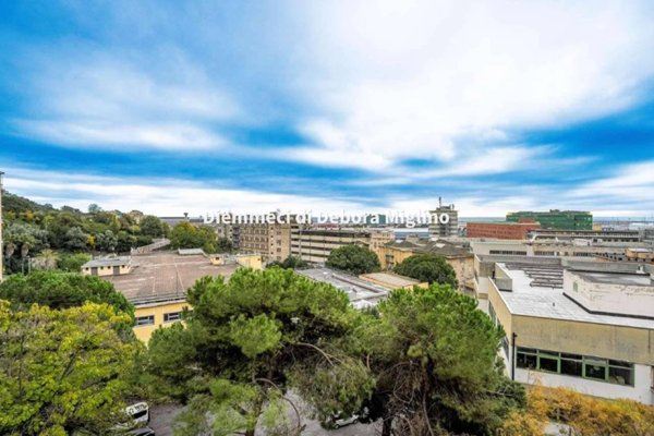 appartamento in vendita a Genova in zona Cornigliano
