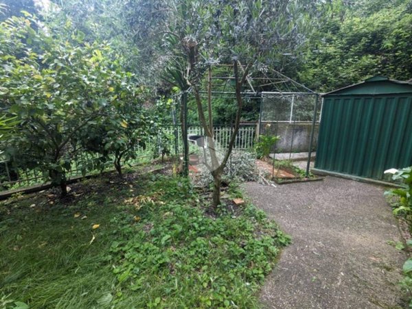 appartamento in vendita a Genova in zona Certosa