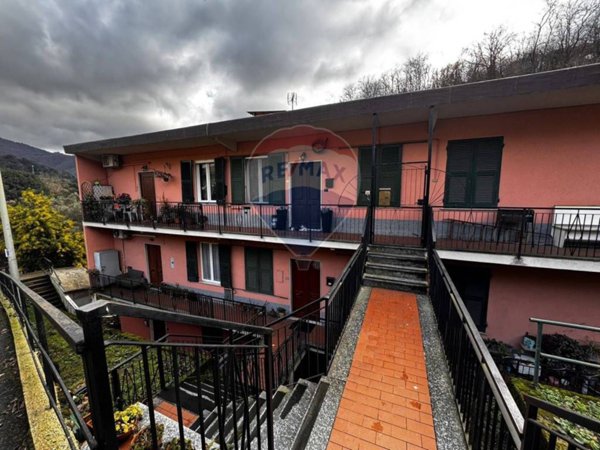 appartamento in vendita a Genova in zona Bolzaneto
