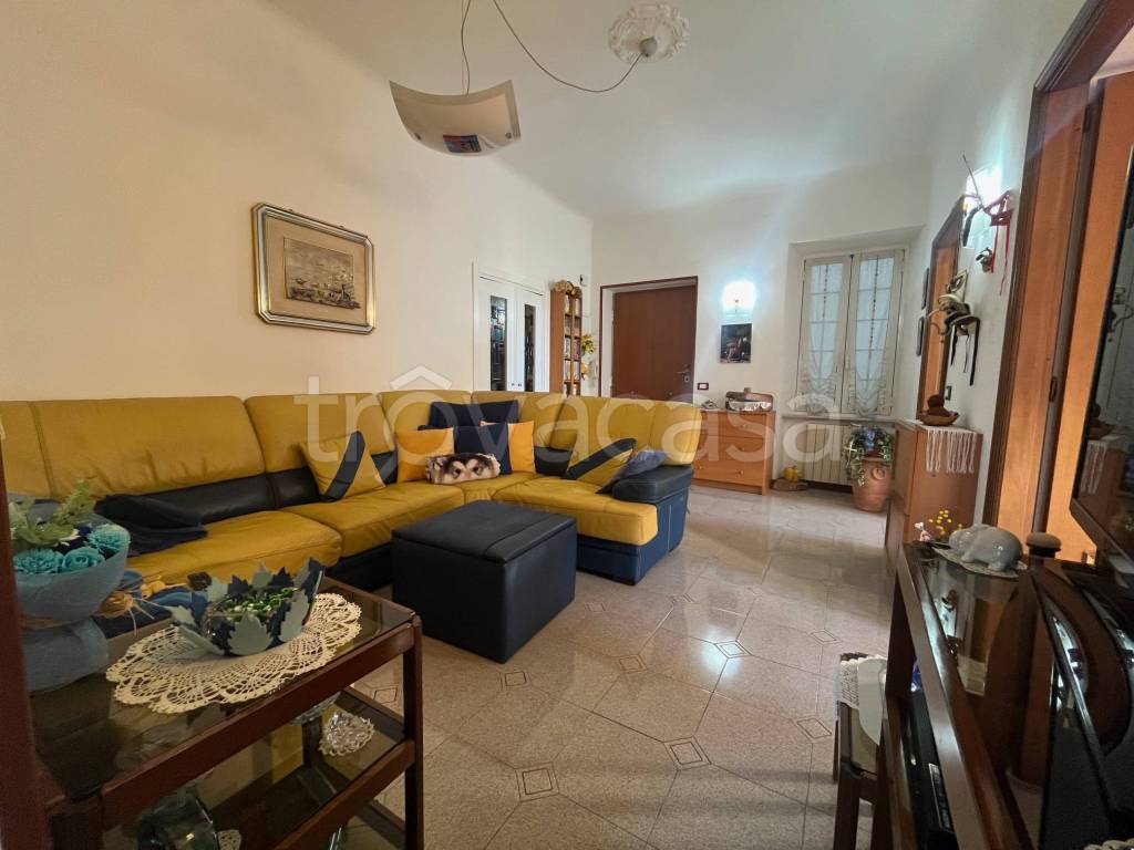 appartamento in vendita a Genova in zona Marassi