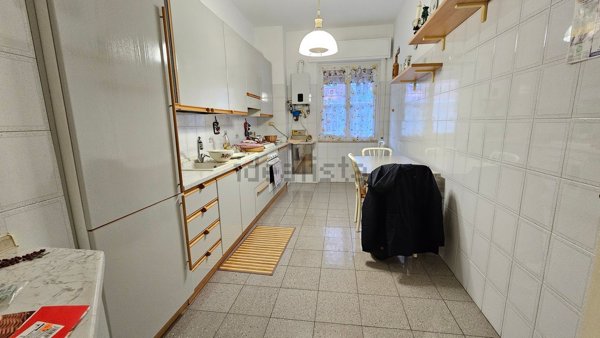 appartamento in vendita a Genova in zona Bolzaneto