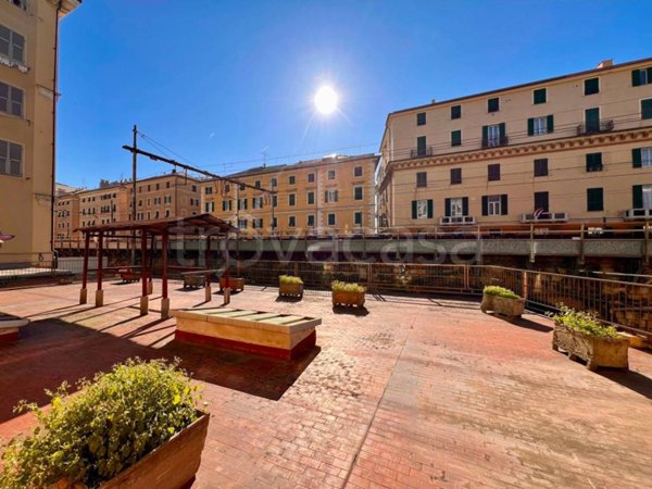 appartamento in vendita a Genova in zona Sampierdarena