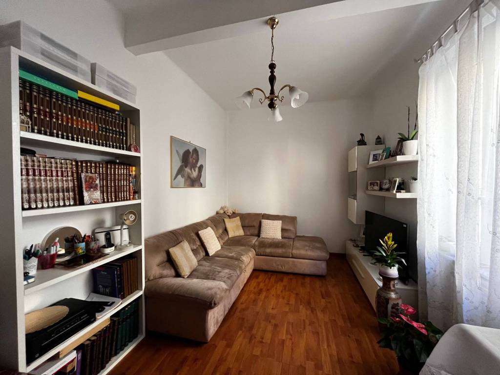 appartamento in vendita a Genova in zona Lagaccio / Granarolo