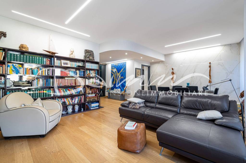 appartamento in vendita a Genova in zona Albaro