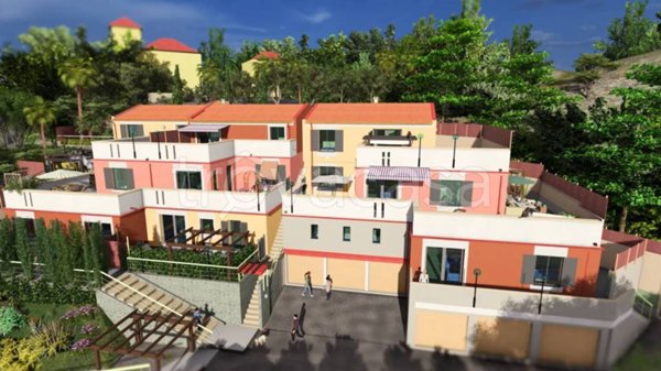 appartamento in vendita a Genova in zona Struppa