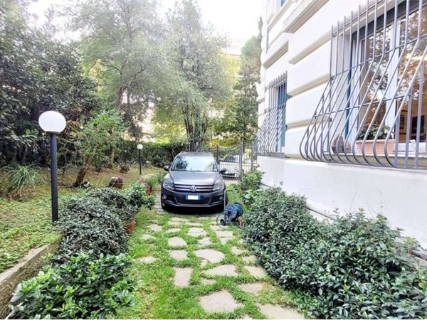 appartamento in vendita a Genova in zona Albaro