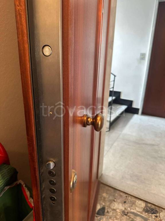 appartamento in vendita a Genova in zona Sturla