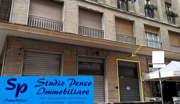 locale commerciale in vendita a Genova in zona Castelletto