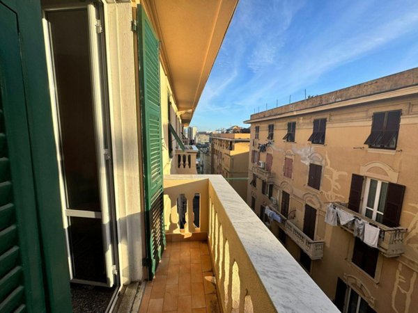 casa indipendente in vendita a Genova in zona Sottoripa / Maddalena / Molo