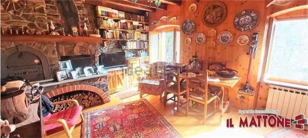 casa indipendente in vendita a Genova in zona Rivarolo