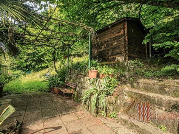 appartamento in vendita a Genova in zona Pontedecimo