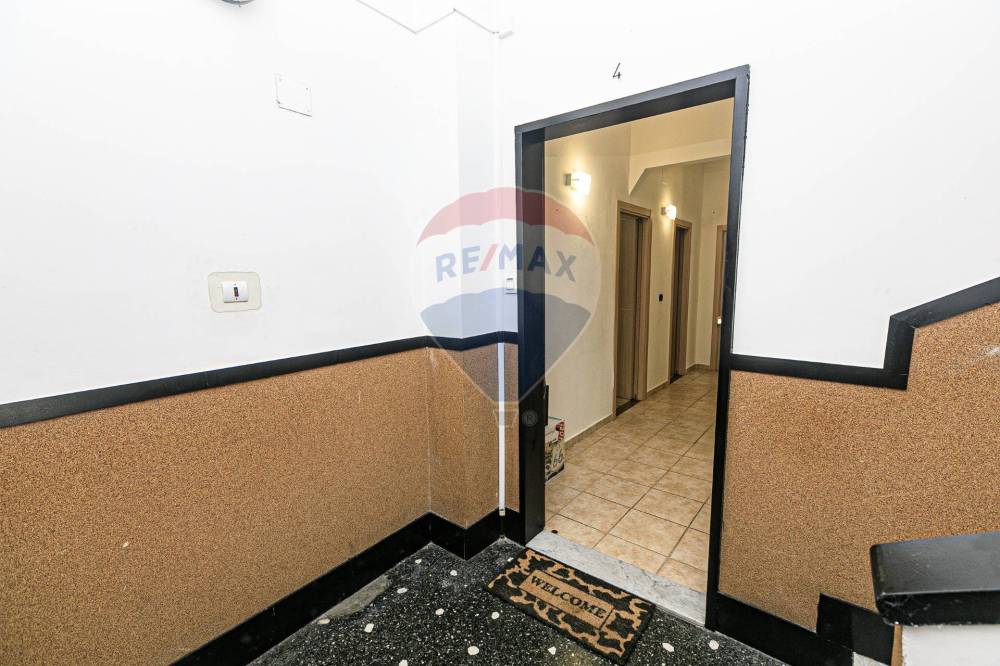 appartamento in vendita a Genova in zona San Gottardo/Sant'Eusebio