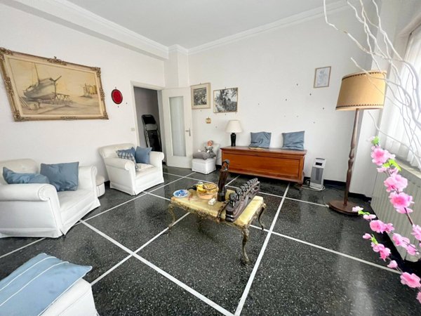 appartamento in vendita a Genova