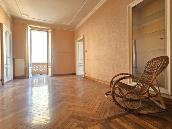 appartamento in vendita a Genova in zona Oregina