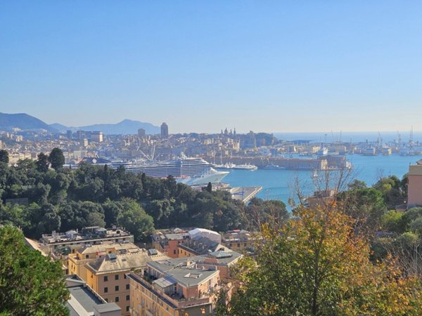 appartamento in vendita a Genova in zona DiNegro