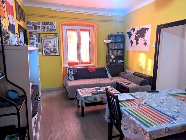 appartamento in vendita a Genova in zona Bolzaneto