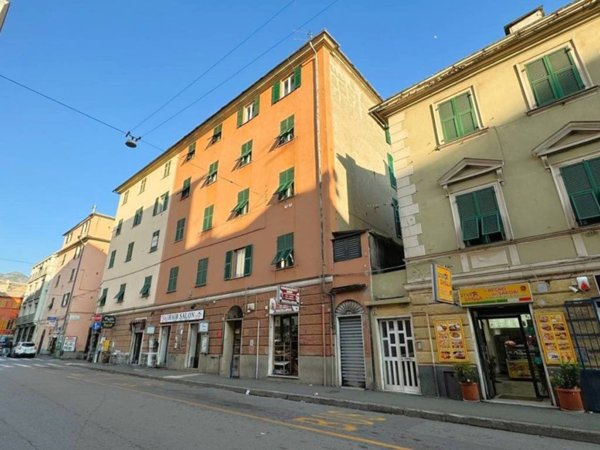 appartamento in vendita a Genova in zona Sestri Ponente