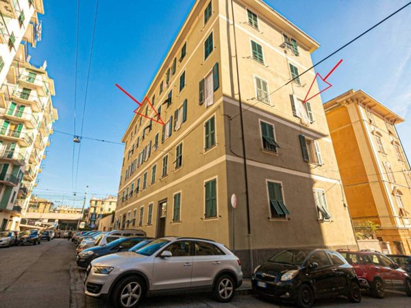 appartamento in vendita a Genova in zona Voltri
