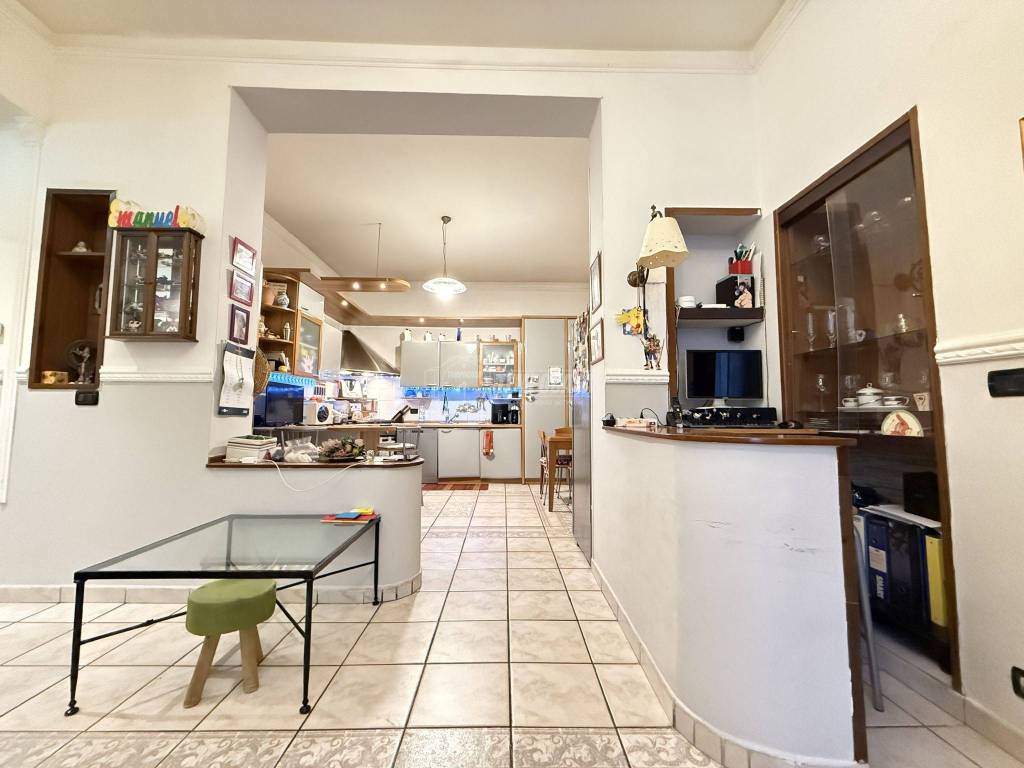 appartamento in vendita a Genova in zona Sampierdarena