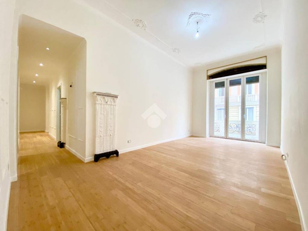 appartamento in vendita a Genova in zona Foce