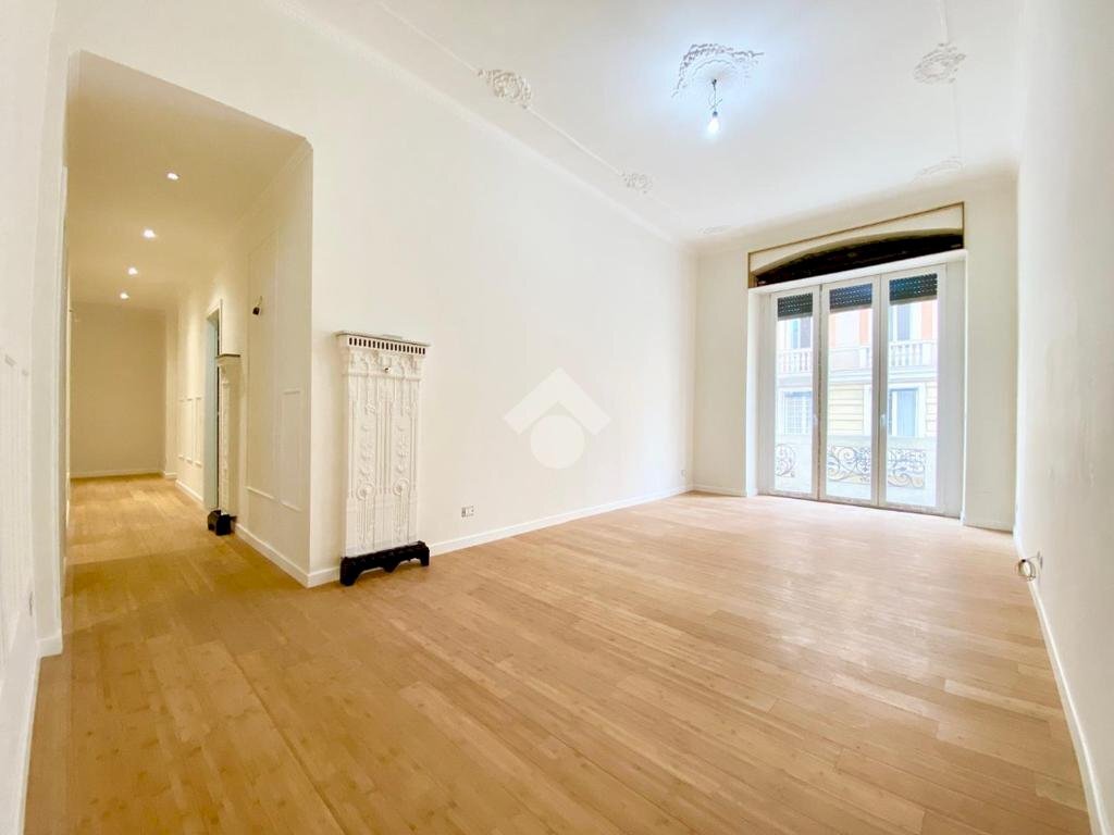 appartamento in vendita a Genova in zona Foce