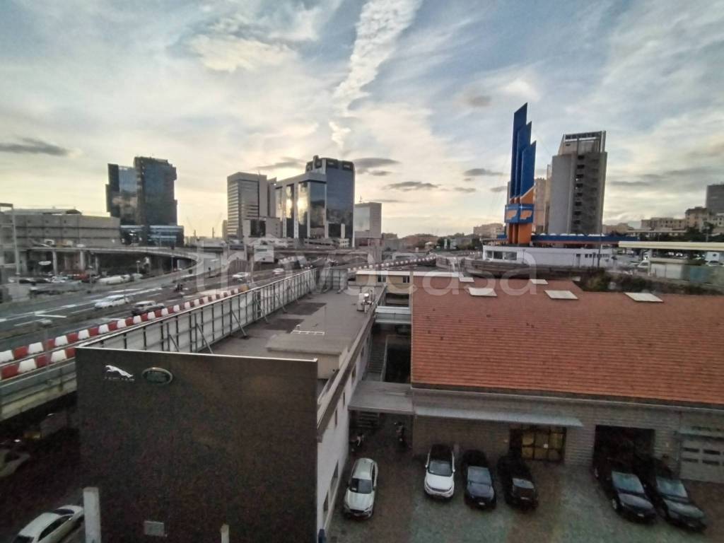 appartamento in vendita a Genova in zona San Benigno