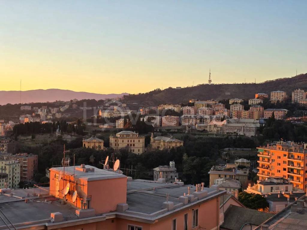 appartamento in vendita a Genova in zona Castelletto