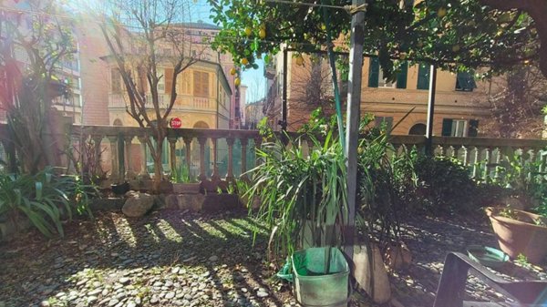 appartamento in vendita a Genova in zona Pegli