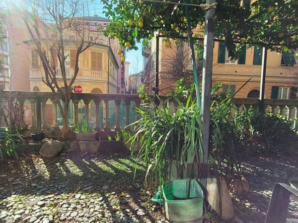 appartamento in vendita a Genova in zona Pegli
