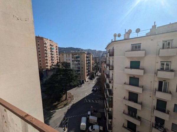 appartamento in vendita a Genova in zona Marassi