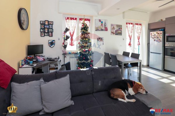 appartamento in vendita a Genova in zona Rivarolo