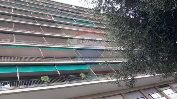 appartamento in vendita a Genova in zona Sestri Ponente