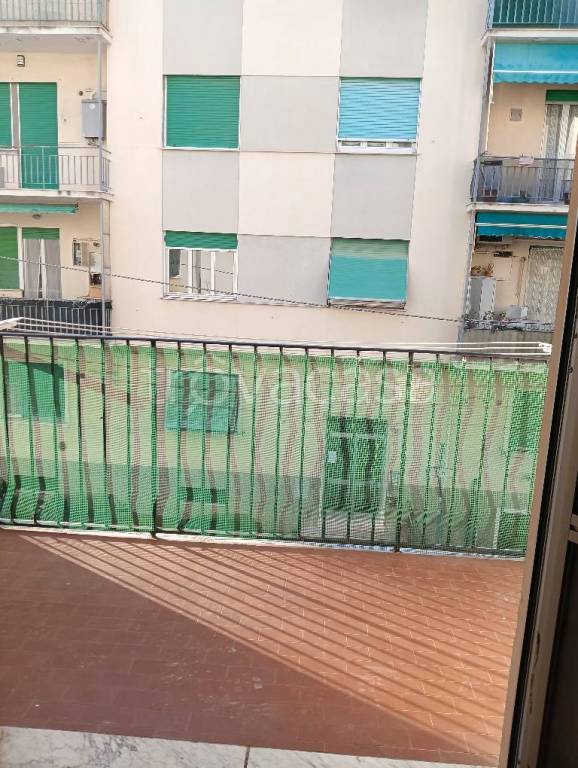 appartamento in vendita a Genova in zona Molassana