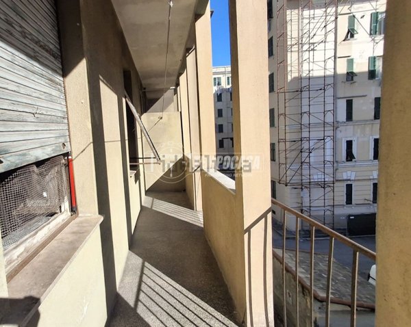appartamento in vendita a Genova in zona Sampierdarena