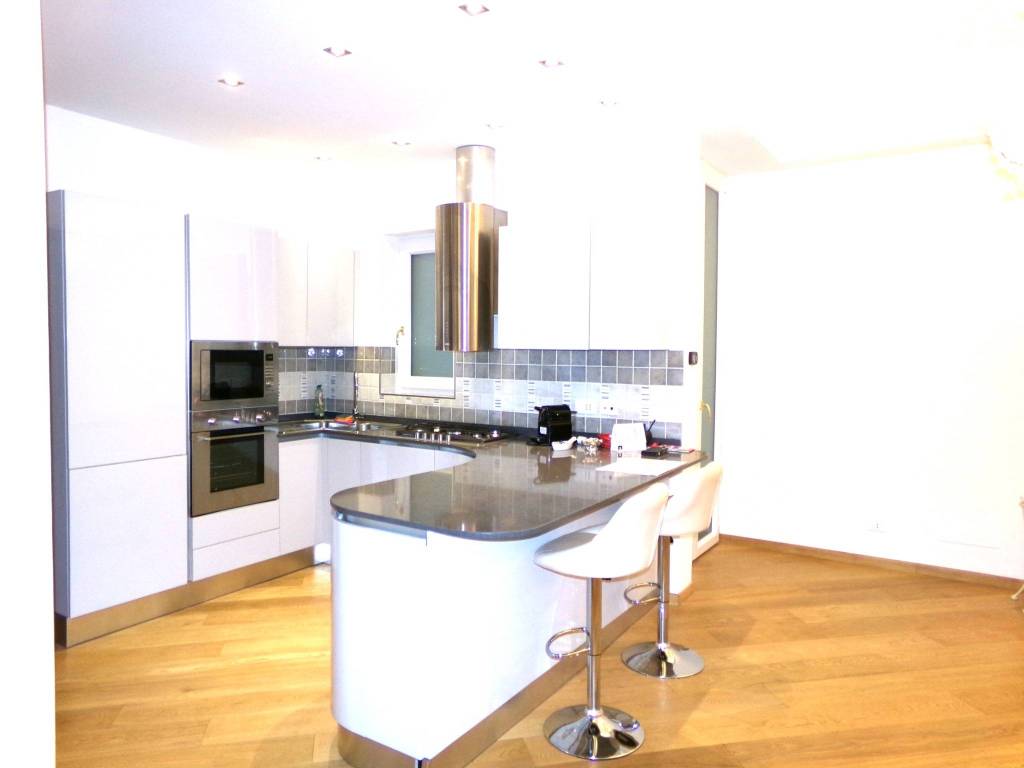 appartamento in vendita a Genova in zona Castelletto