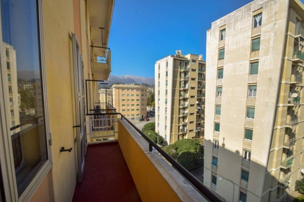 appartamento in vendita a Genova in zona Voltri
