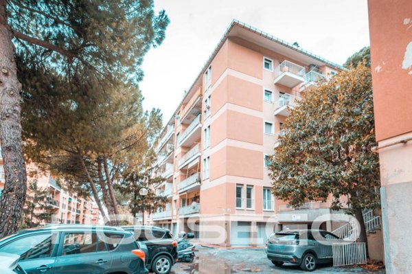 casa indipendente in vendita a Genova in zona Sampierdarena
