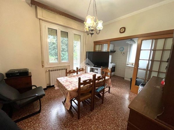appartamento in vendita a Genova in zona Rivarolo