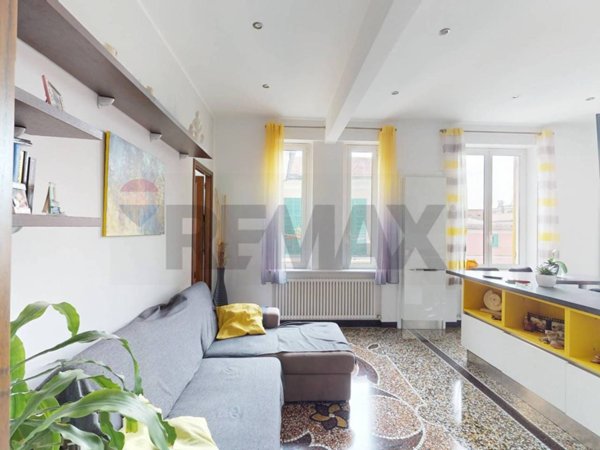 appartamento in vendita a Genova in zona Sestri Ponente