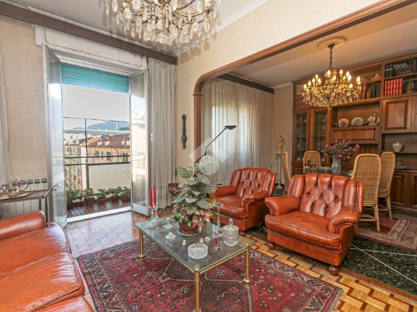 appartamento in vendita a Genova in zona Sampierdarena