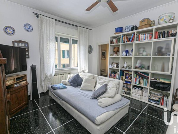 appartamento in vendita a Genova in zona Sampierdarena