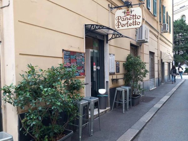 negozio in vendita a Genova
